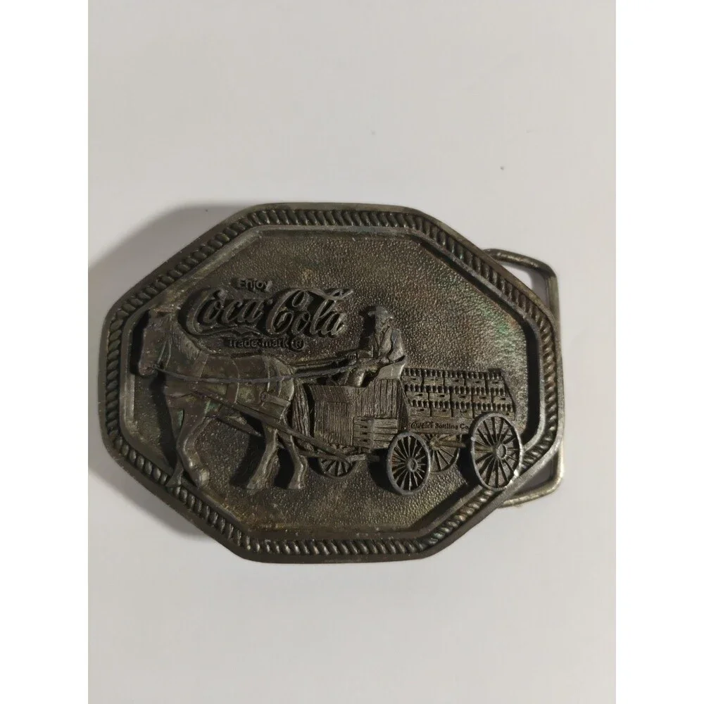 1980 COCA-COLA Belt Buckle Horsedrawn Wagon Coke Collectible Pewter Vintage Rare